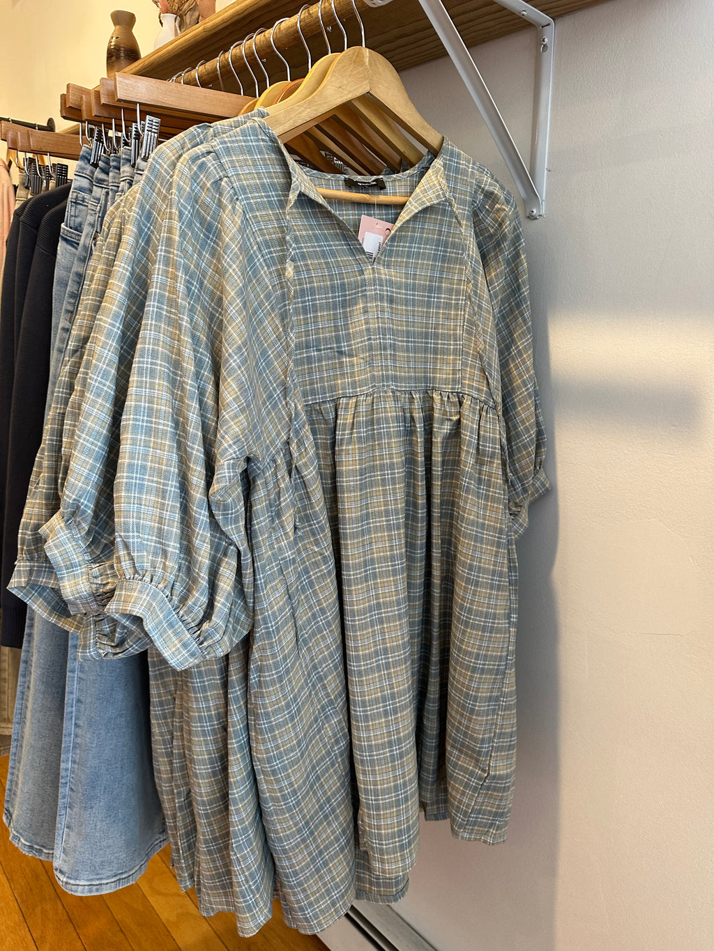 plaid ballon sleeve mini dress