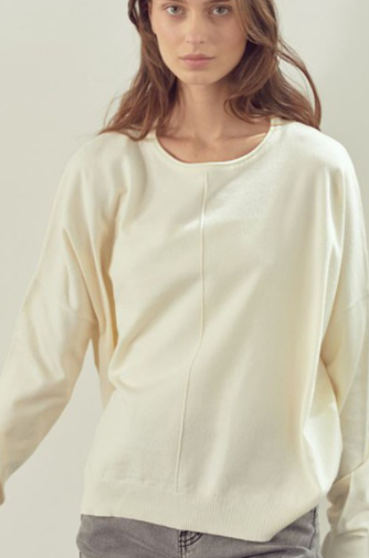 ROUND NECKLINE LONG SLEEVES LIGHT WEIGHT SWEATER